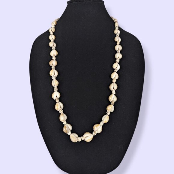 (2/$20) Graduated Shell Infinity Necklace - Picture 1 of 5